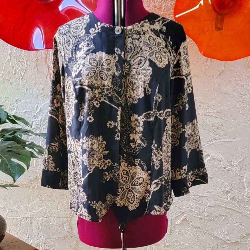 Black & Gold Moroccan Cardigan